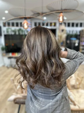Balayage réalisation salon