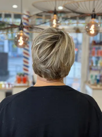 Coupe femme réalisation salon